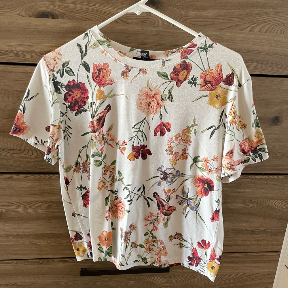 Women’s Floral Tee